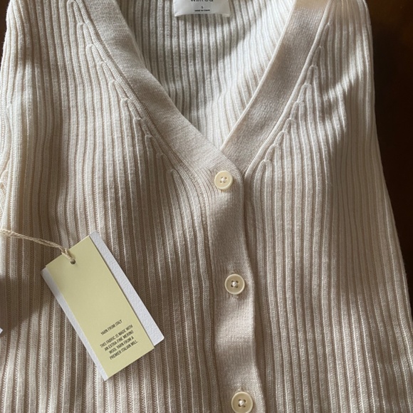 Aritzia merino wool cardigan - Picture 2 of 3